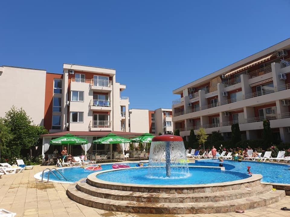 Holiday Fort Golf Club - Premium Apartments Sunny Beach Exterior photo